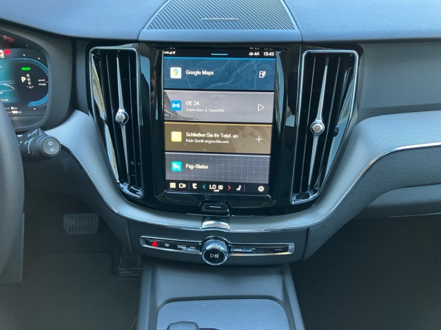 Bild 7: VOLVO PKW XC60 Plus, T6 Plug-in Hybrid, Elektrisch/Benzin, Dark