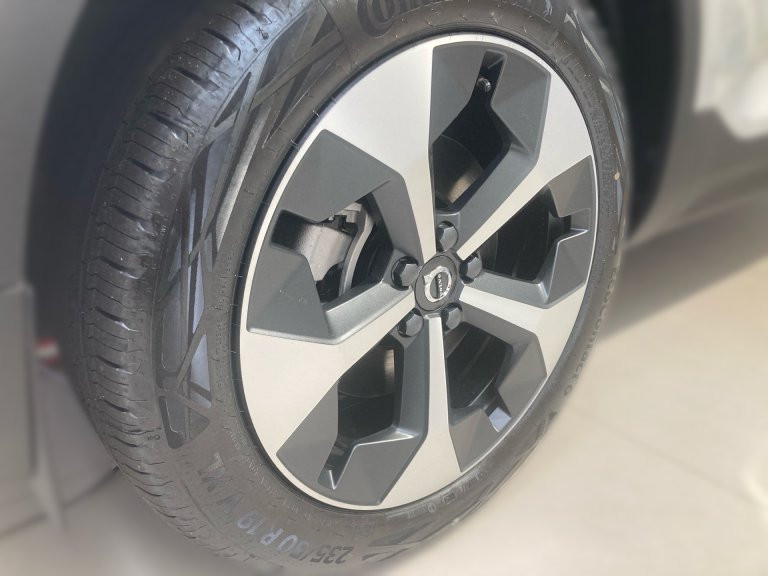 Bild 2: VOLVO PKW XC40 B3 4You Plus Dark