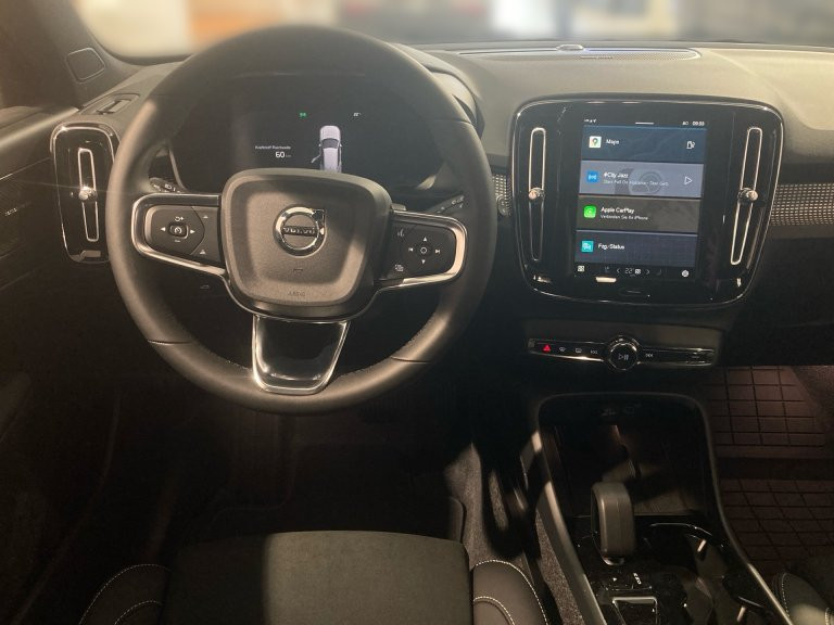 Bild 4: VOLVO PKW XC40 B3 4You Plus Dark