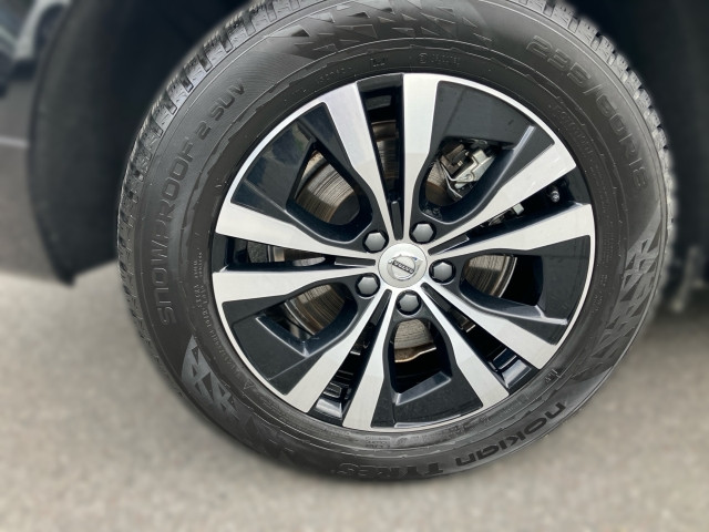 Bild 4: VOLVO PKW XC60 Plus, T6 Plug-in Hybrid, Elektrisch/Benzin, Dark