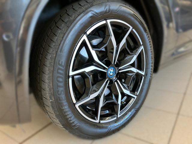 Bild 4: BMW X3 xDrive30e PHEV Au