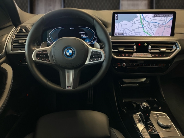 Bild 6: BMW X3 xDrive30e PHEV Au