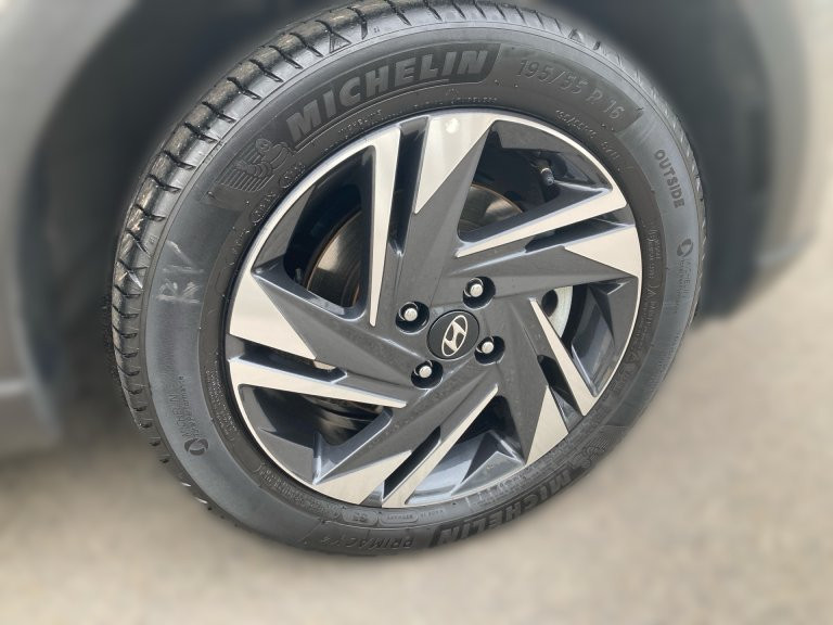 Bild 4: Hyundai Bayon 1,2 MPI i-Line Plus