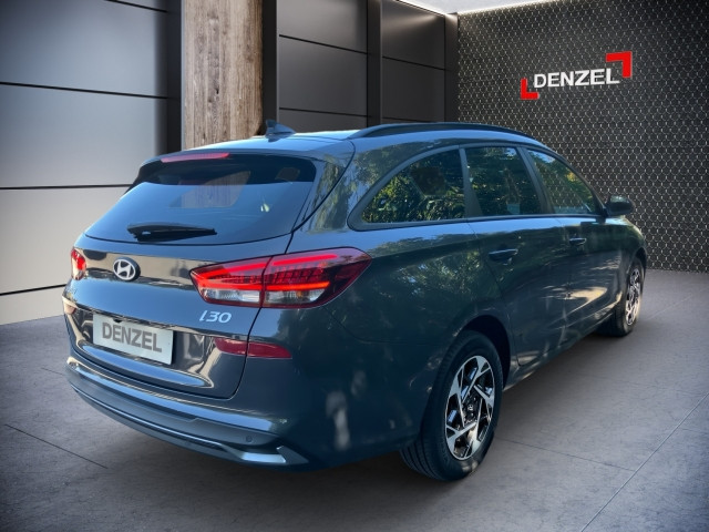 Bild 7: Hyundai i30 Kombi - PD Business Line 1.5 TGDI DCT