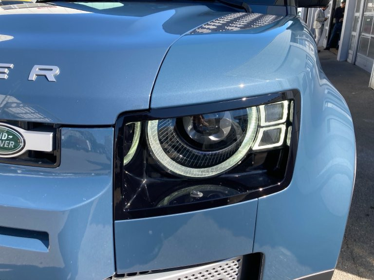 Bild 11: Land Rover Defender 90 SE P300 AWD Aut.