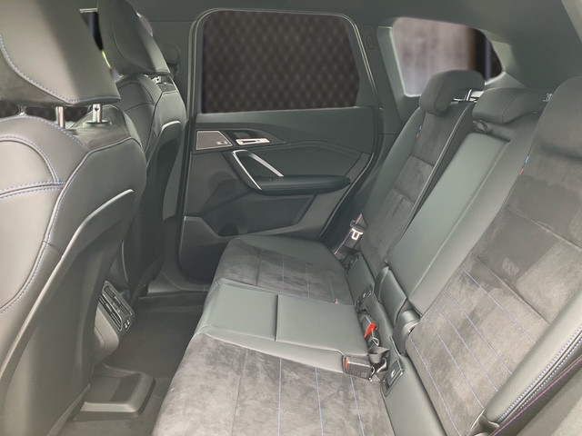 Bild 8: BMW iX1 xDrive30 U11