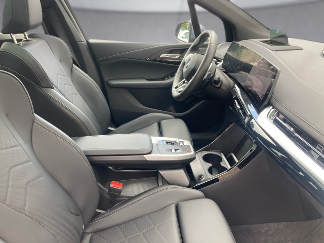 Bild 10: BMW 220d Active Tourer U06