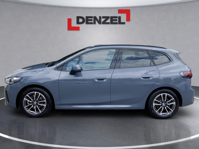 Bild 1: BMW 220d Active Tourer U06