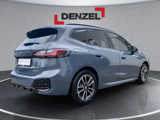 Bild 3: BMW 220d Active Tourer U06