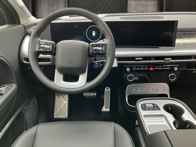 Bild 5: Hyundai IONIQ 9 Calligraphy 110 kWh 4WD Performance 96c72-O1/2