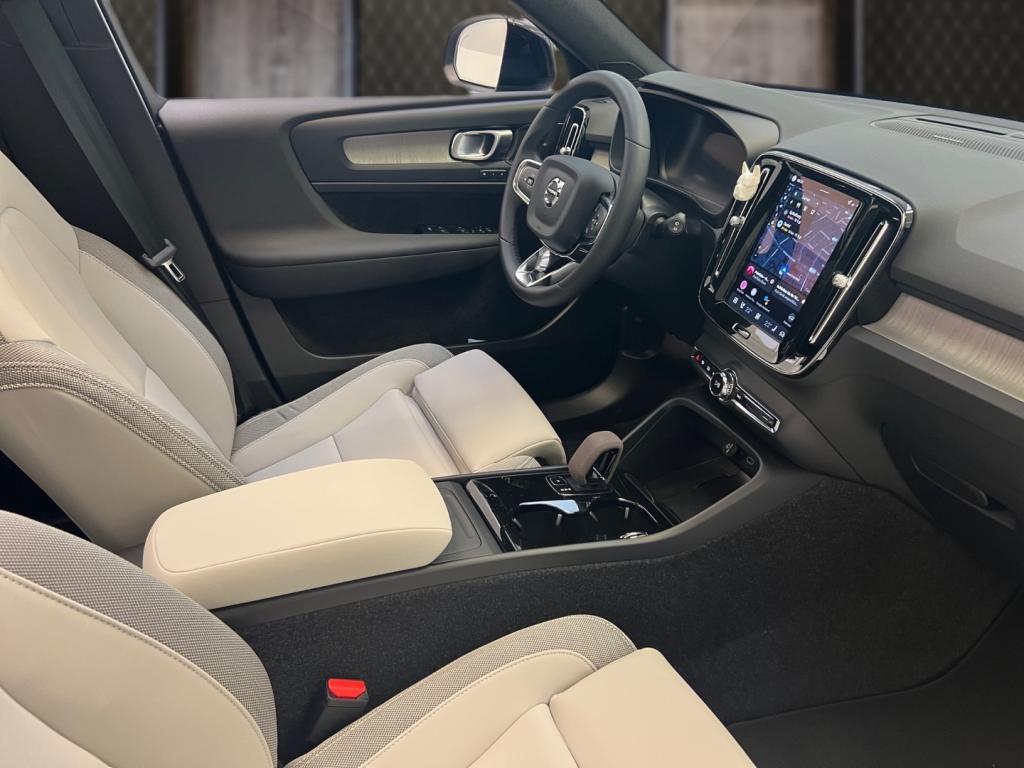 Bild 5: VOLVO PKW EX40 Ultra Single Motor Extended Range