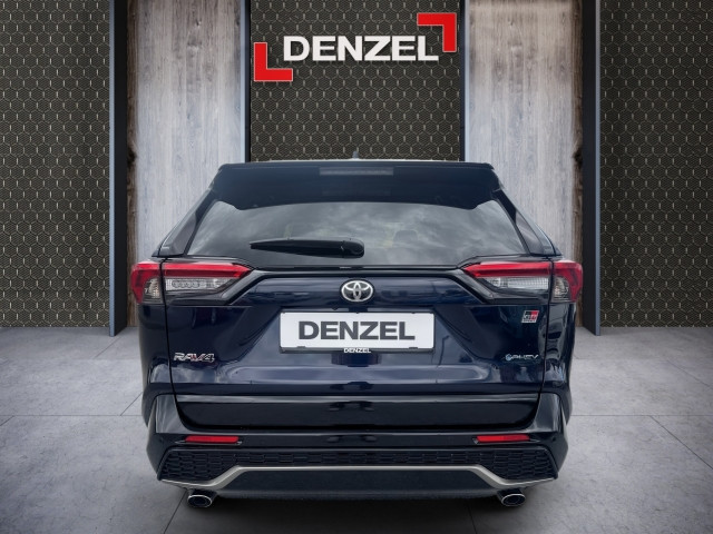 Bild 10: Toyota RAV4 Active 2,5, 306 PS 4x4 Plug-In