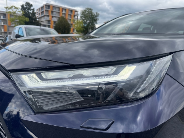 Bild 11: Toyota RAV4 Active 2,5, 306 PS 4x4 Plug-In