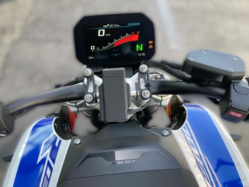 Bild 11: BMW Motorrad R 1300 R