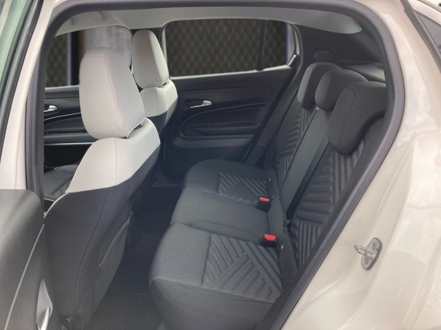 Bild 8: Fiat 600 Hybrid 100