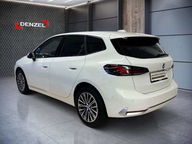 Bild 2: BMW 218d Active Tour B47