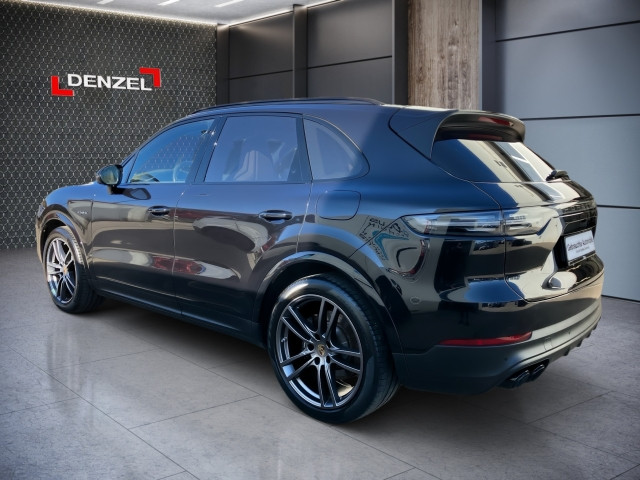 Bild 2: Porsche Cayenne III E-Hybrid
