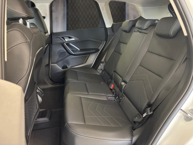 Bild 8: BMW iX1 xDrive30 U11 XE2