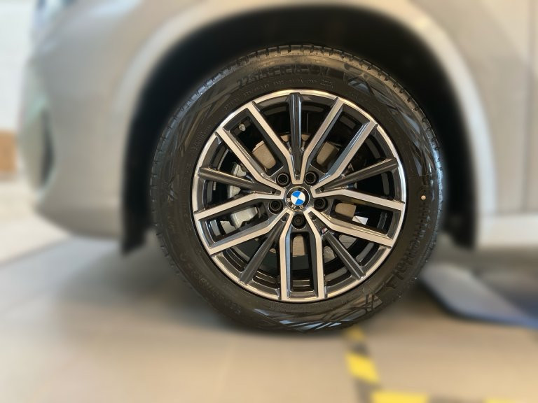 Bild 6: BMW iX1 eDrive20 U11 HB0
