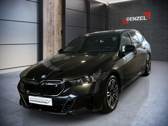 Bild 1: BMW i5 eDrive40 Touring G61