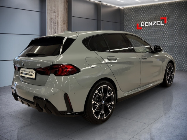 Bild 3: BMW 120 5-Türer F70 B38