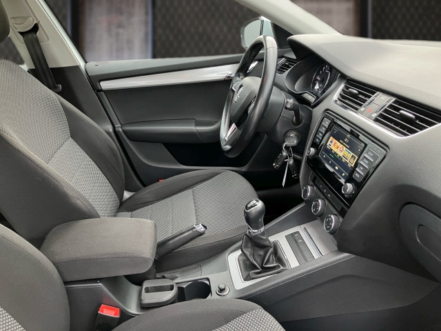 Bild 5: Skoda Octavia 1,6 TDI Ambition