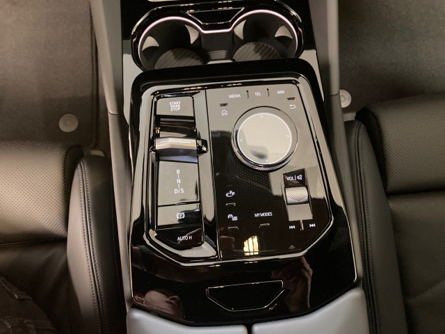 Bild 12: BMW 550e xDrive Limousine G60 XB1