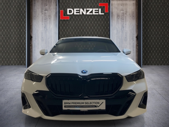 Bild 4: BMW 550e xDrive Limousine G60 XB1