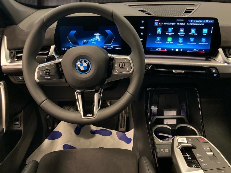 Bild 9: BMW iX1 eDrive20 U11 HB0