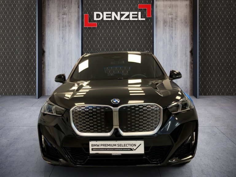 Bild 2: BMW iX1 eDrive20 U11 HB0