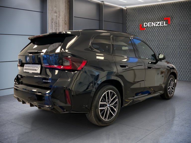 Bild 4: BMW iX1 eDrive20 U11 HB0