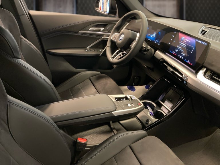 Bild 8: BMW iX1 eDrive20 U11 HB0