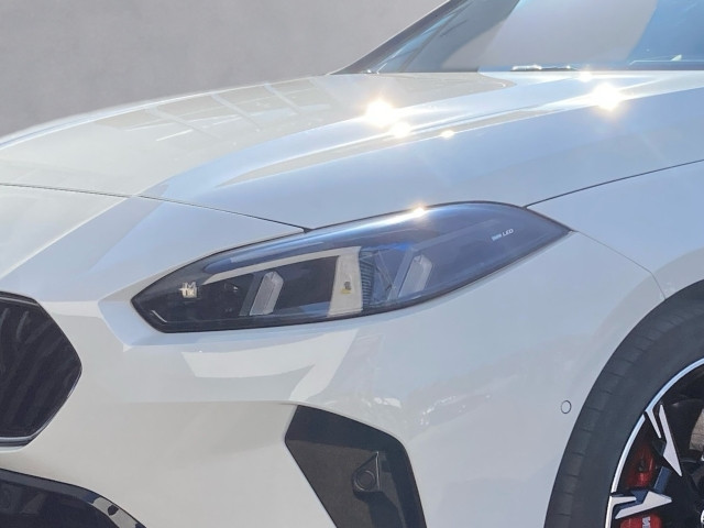 Bild 6: BMW 120 5-Türer F70 B38