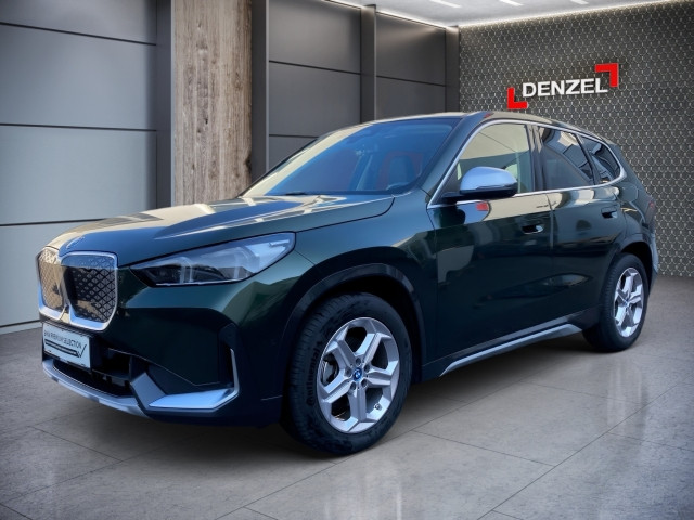 Bild 0: BMW iX1 eDrive20 U11