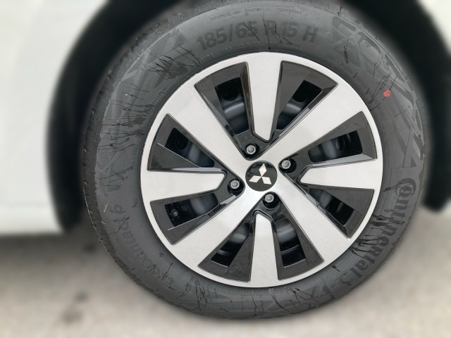 Bild 4: Mitsubishi Colt 1,0 MPI Turbo YUKI Invite C 26