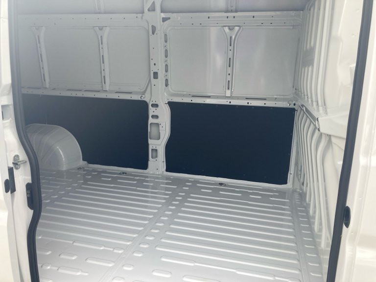 Bild 8: Fiat Ducato MAXI 35 L4H2 140