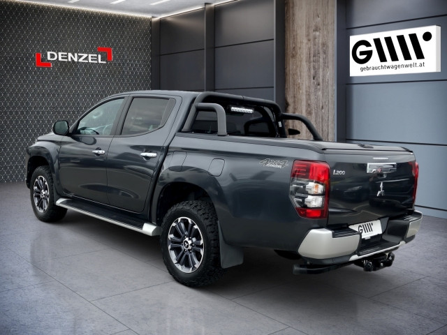 Bild 2: Mitsubishi L 200 2,2 DI-D HP 4WD Doppelkabine Diamond Aut.