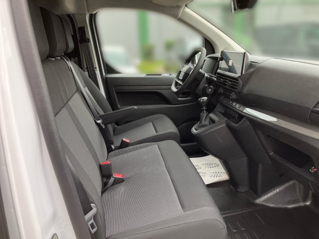 Bild 5: Fiat Transporter Scudo Serie 3 DoKa M BlueHDi 145 S&S 6-Gang