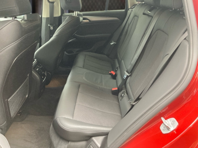 Bild 8: BMW X4 xDrive 20d 48 V Aut.