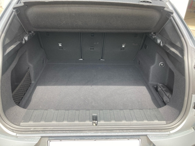 Bild 12: BMW iX2 xDrive30 U10