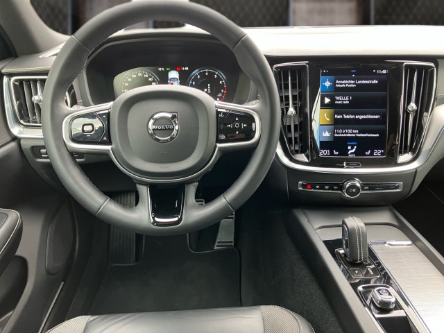 Bild 6: VOLVO PKW V60 B3 A R-Design