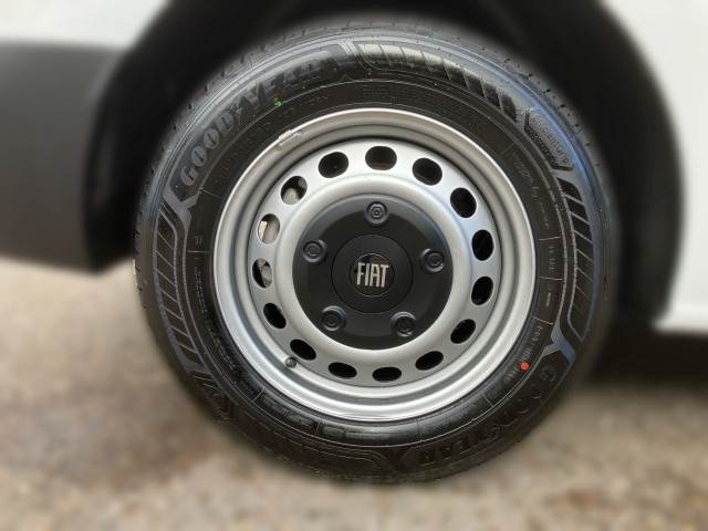 Bild 4: Fiat Transporter Scudo Serie 3 KW XL BlueHDi 145 S&S 6-Gang