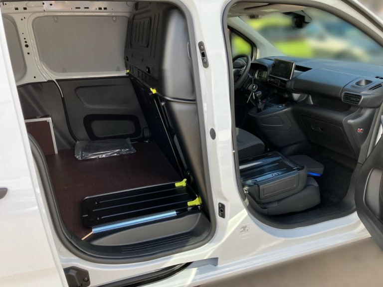 Bild 6: Fiat Transporter Doblo Serie 3 KW L1 BlueHDI 100 MT