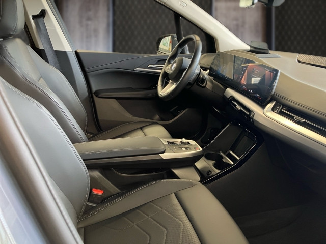 Bild 5: BMW 218i Active Tourer U06 B38