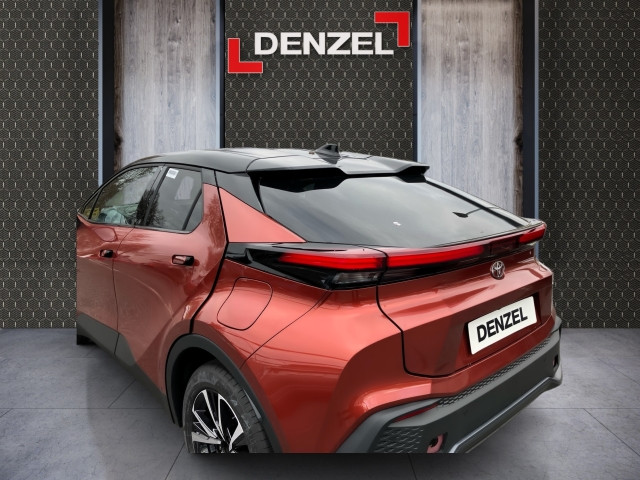 Bild 3: Toyota C-HR - 1,8 l  Hybrid 4x2 Active Drive CV