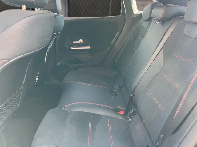 Bild 8: Mercedes GLA 200 d Aut.