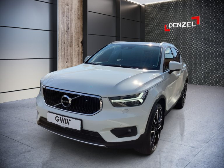 Bild 1: VOLVO PKW XC40 T2 Momentum Pro