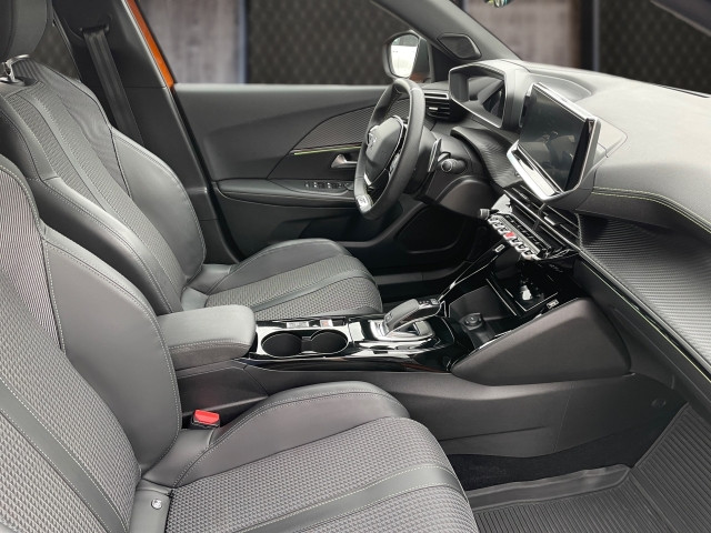 Bild 5: Peugeot 2008 PureTech 130 S&