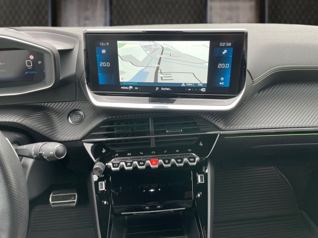 Bild 7: Peugeot 2008 PureTech 130 S&