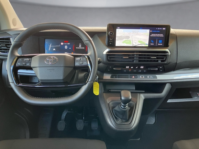 Bild 8: Toyota Proace Verso 2,0 l, 145 Shuttle Medium
